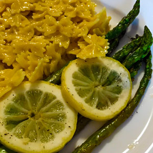 Asparagus-Lemon-Garlic-Sauce